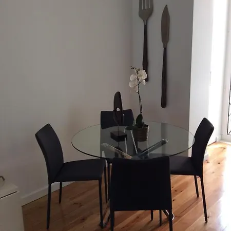 Whome Modern 1-bed With Ac & Private Terrace Apartment