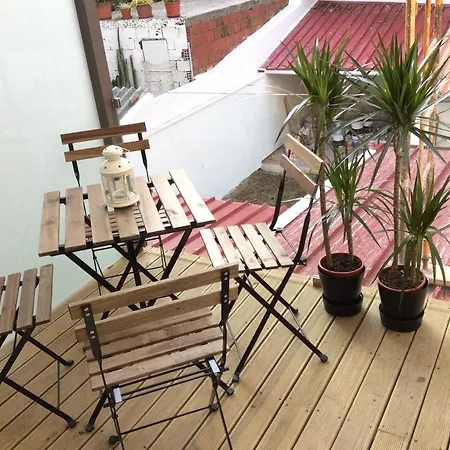 Whome Modern 1-bed With Ac & Private Terrace